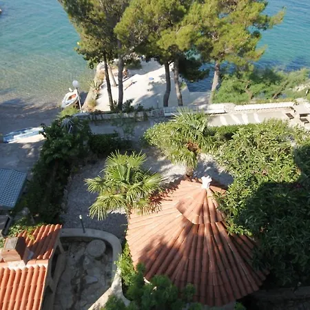 Affittacamere Triple Starigrad 3333f