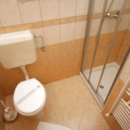 Triple Starigrad 3333f 4* Starigrad Paklenica