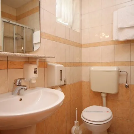 Affittacamere Triple Starigrad 3333f Starigrad Paklenica